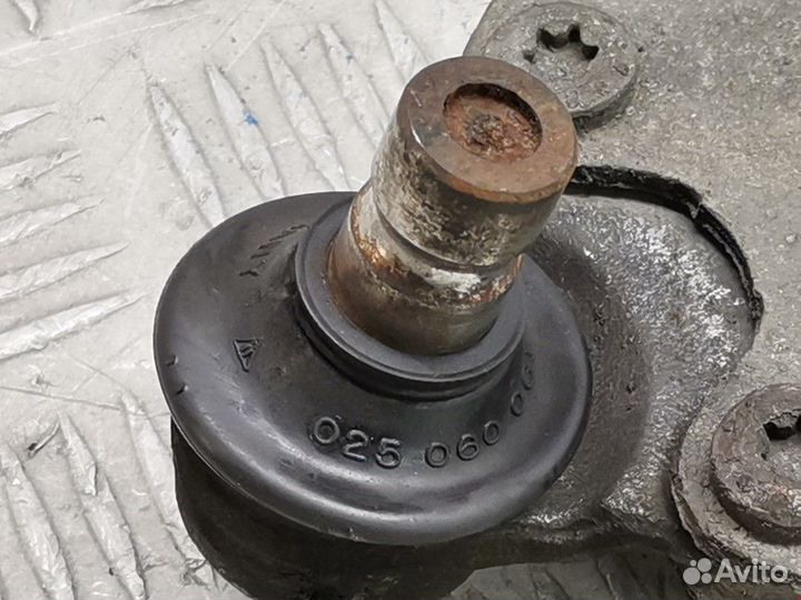 Рычаг передний левый Citroen Xsara рест. 2006