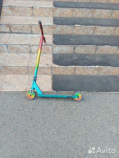 Трюковой самокат hipe color full