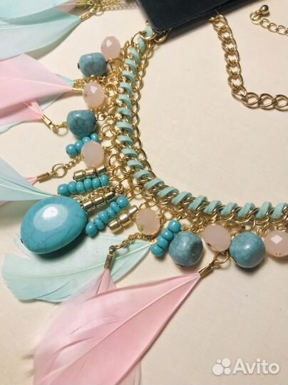 Ожерелья разные