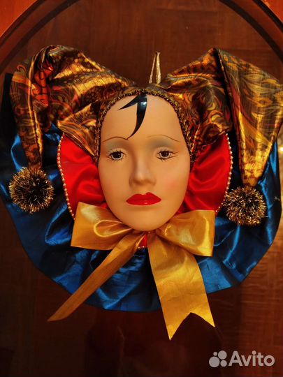 Венецианская маска