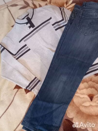 Свитер и джинсы мужские