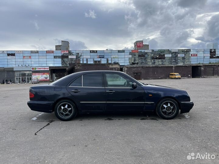 Mercedes-Benz E-класс 2.0 МТ, 1997, 346 662 км