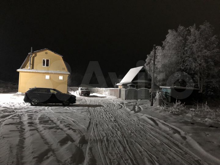 Дом 52 м² на участке 4 сот.