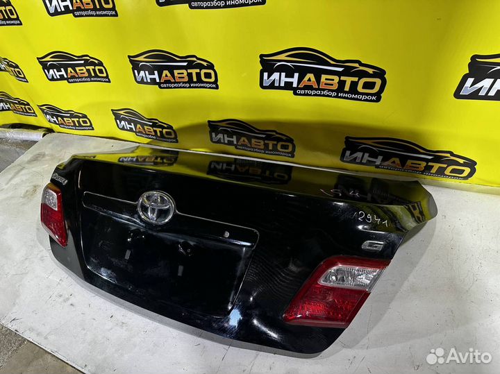 Крышка багажника Toyota Camry V40