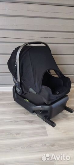 Автокресло детское Nuna Pipa Lite + база Isofix