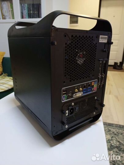 Корпус пк - bitfenix prodigy