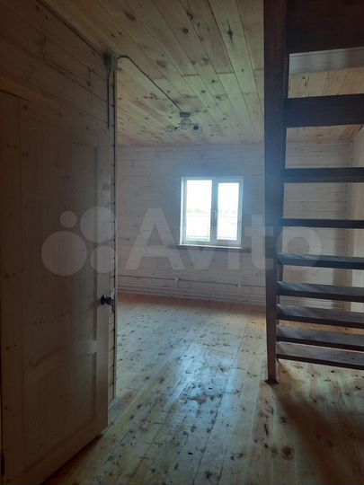 Дом 112 м² на участке 7,5 сот.