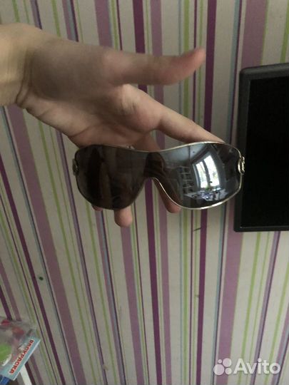 Солнечные очки женские