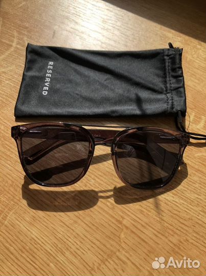 Солнцезащитные очки reserved