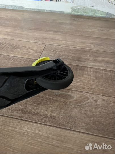 Самокат детский трехколесный