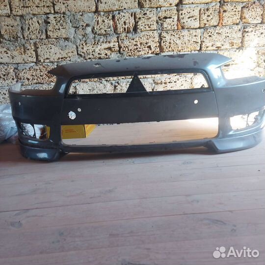 Бампер передний lancer 10