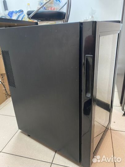 Шкаф холодильный для вина gastrorag бу