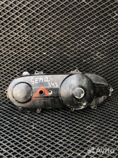 Крышка вариатора Suzuki Sepia CA1EA A 131