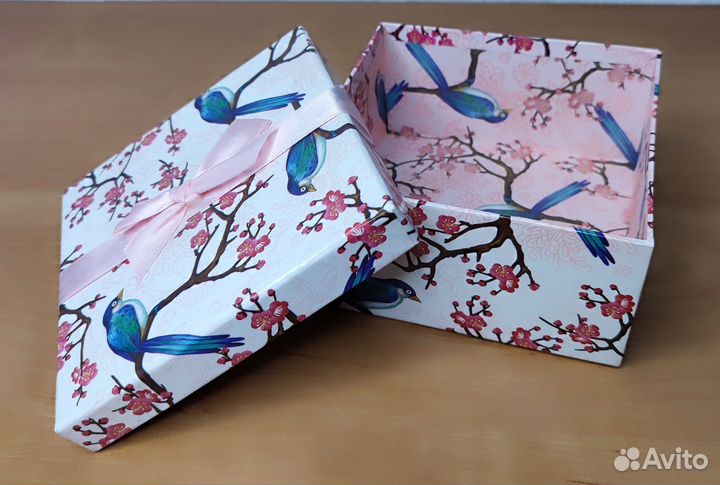 Коробка подарочная