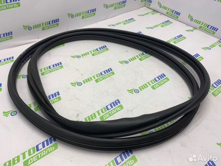 Уплотнитель кузова двери передний Mazda Cx-30