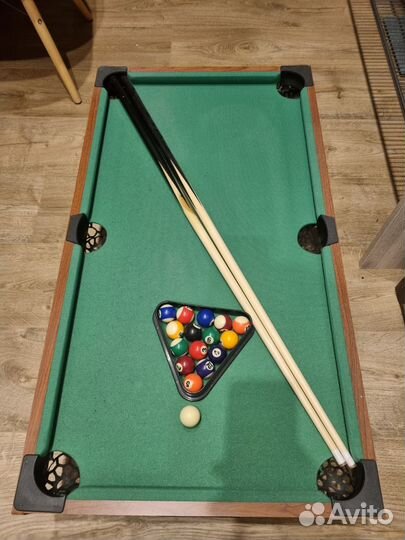 Бильярдный стол