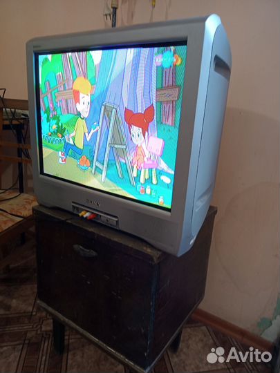 Телевизор бу sony trinitron 54 см