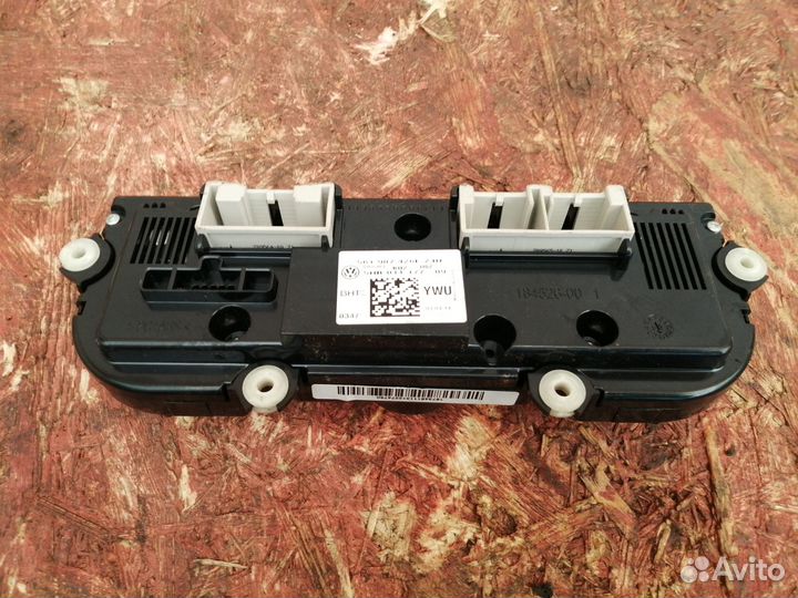 Блок управления печкой VW Passat B7 2010-2015