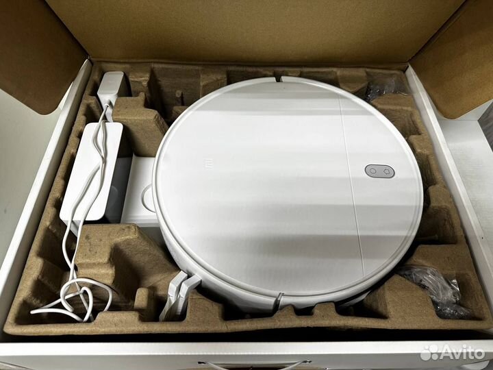 Робот-пылесос Xiaomi Robot Vacuum-Mop Essential SK