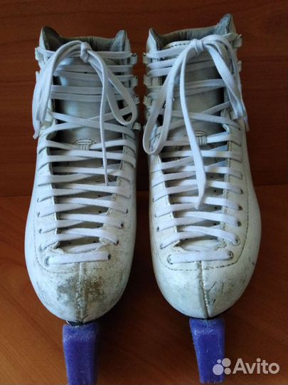 Коньки фигурные