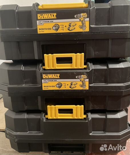 Кейс DeWalt Tstak