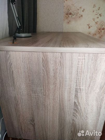 Письменный стол