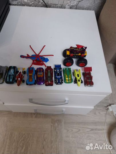 Машинки хот вилс одна меняет цвет в воде