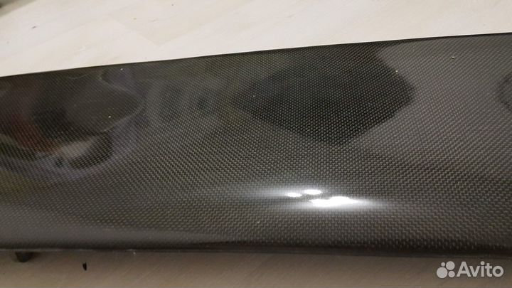 Карбоновый спойлер