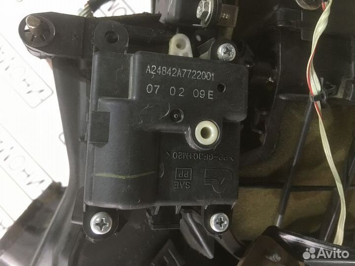 Блок отопителя в сборе Ниссан Кашкай j10