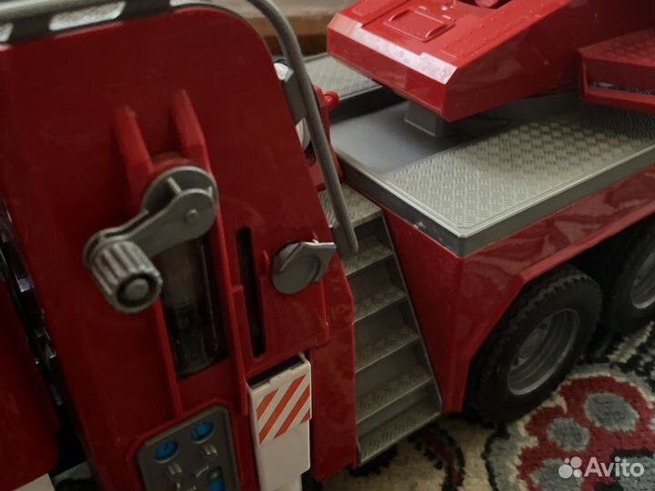 Машина пожарная Scania Bruder