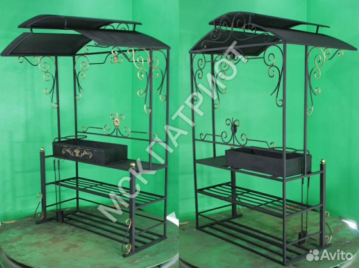 Мангал с крышей