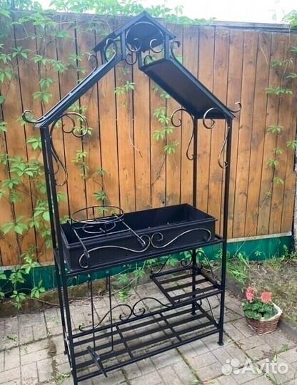 Мангал с крышей