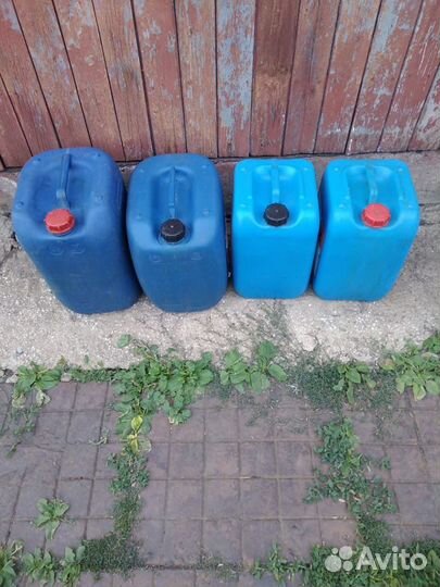 Канистра пластиковая