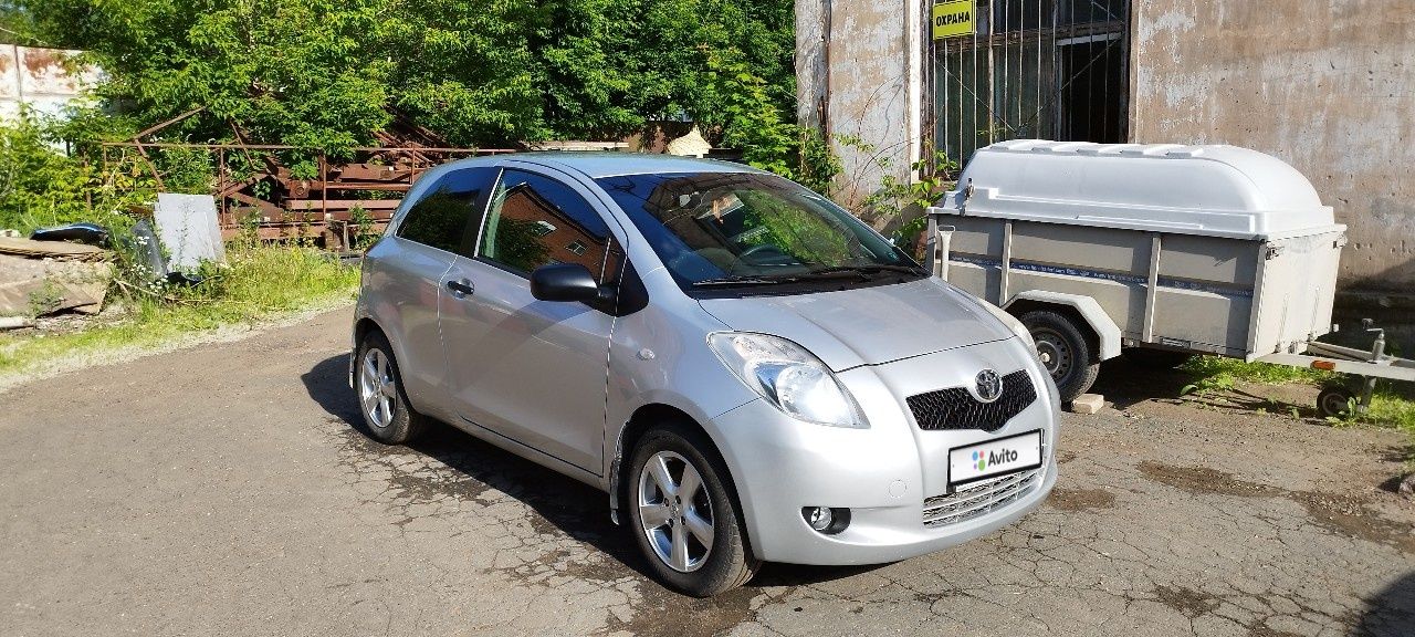 Toyota Yaris: фото владельца