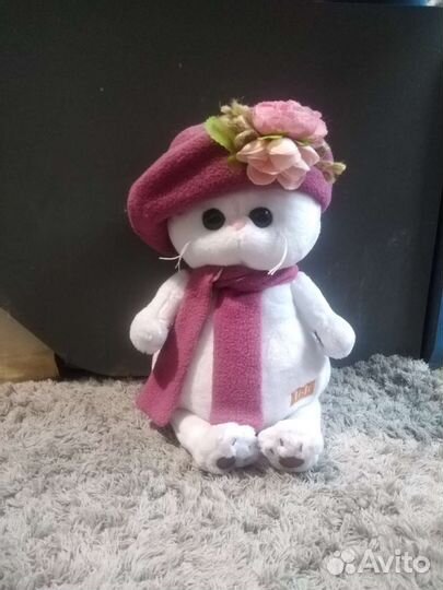 Кошечка Li-li в шляпке Budi Basa