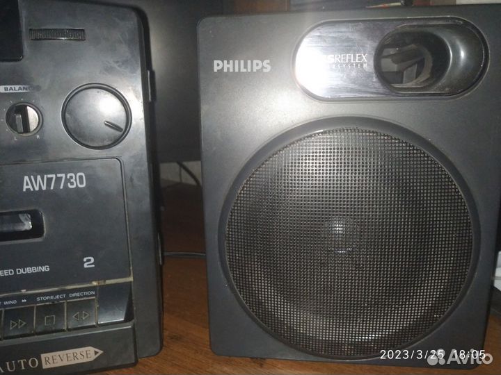 Магнитола Philips aw-7730