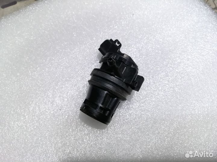 Насос омывателя Toyota Lexus