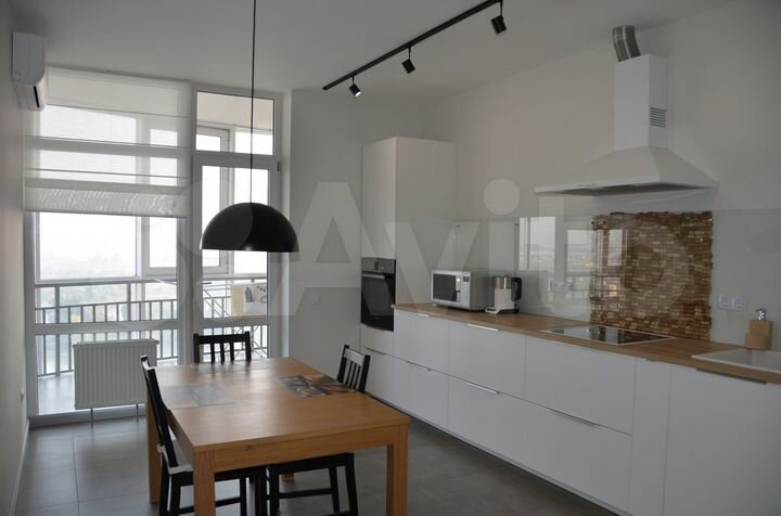 2-к. квартира, 83 м², 15/22 эт.