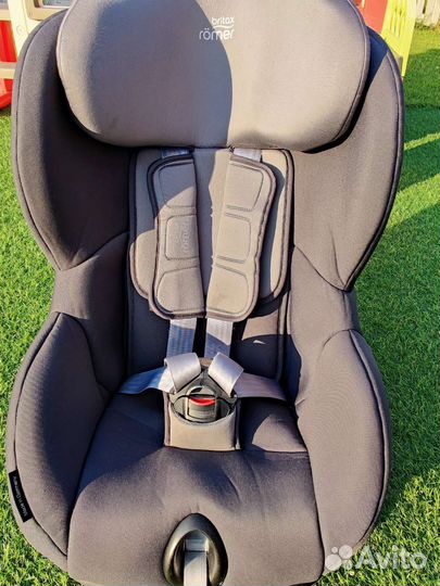 Автокресло britax romer trifix2 i size