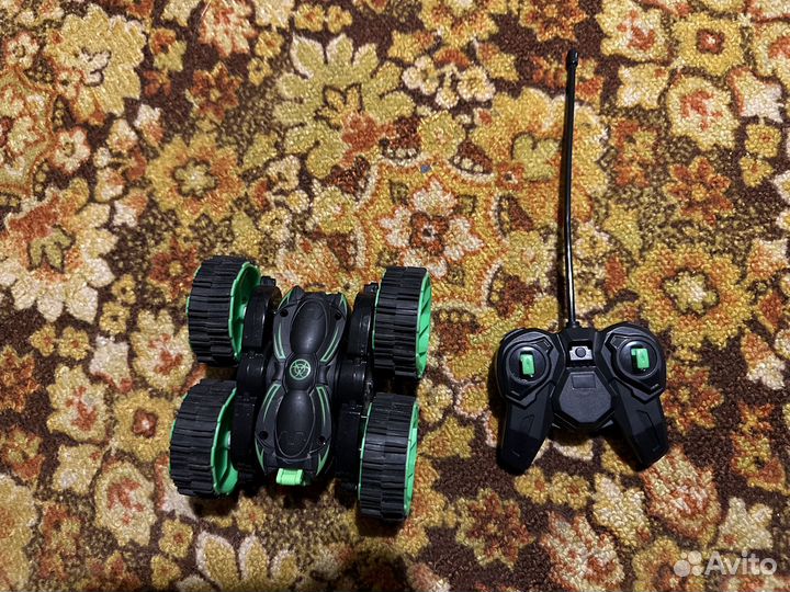 Машинка перевертыш на радиоуправлении