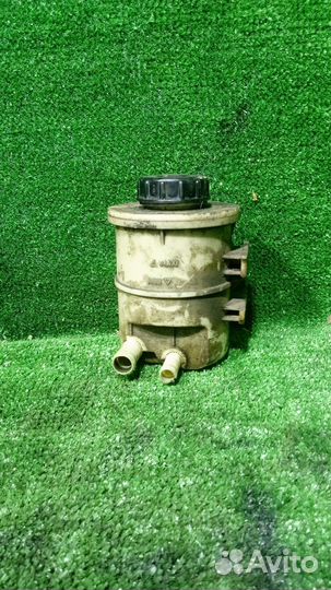 Бачок гур Renault Logan