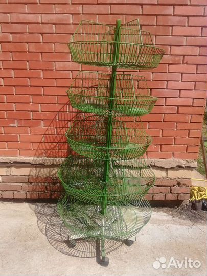 Стойка этажерка на колёсах. Металл