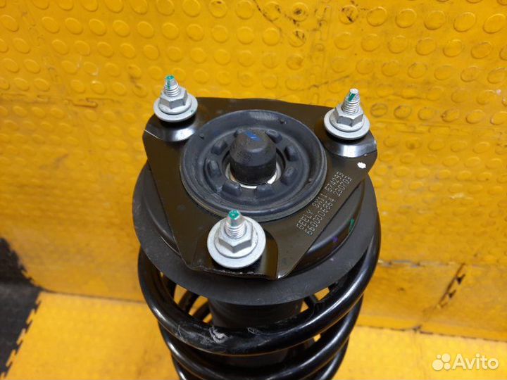 Б/У Амортизатор В хорошем состоянии, оригиналnnУ