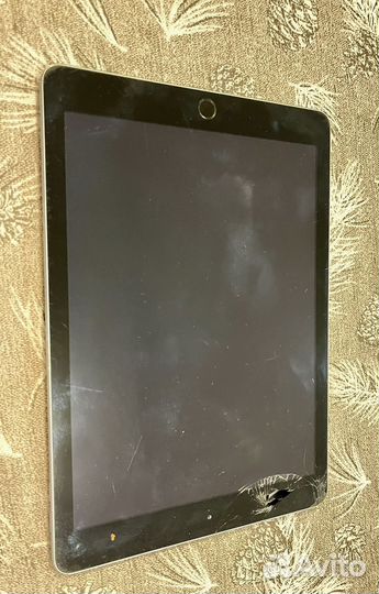 iPad 5, 9,7дюймов, A1823