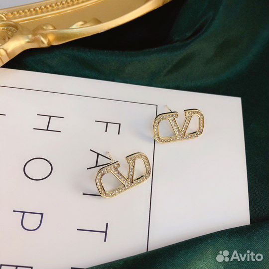 Серьги valentino