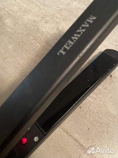 Выпрямитель для волос Maxwell MW-2201 б/у