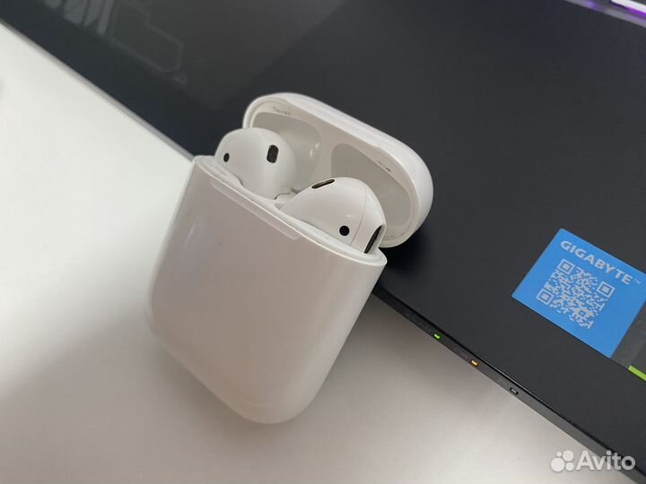 Airpods 2