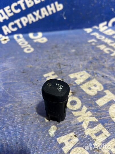 Кнопка обогрева сидений Ford Focus 1 седан 2003