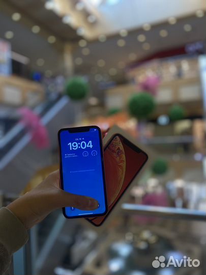 iPhone Xr, 64 ГБ
