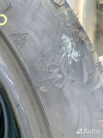 Maxxis AT-811 Razr AT 285/55 R20 122S